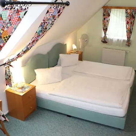 Konukevi - Alt - Strassgang Graz