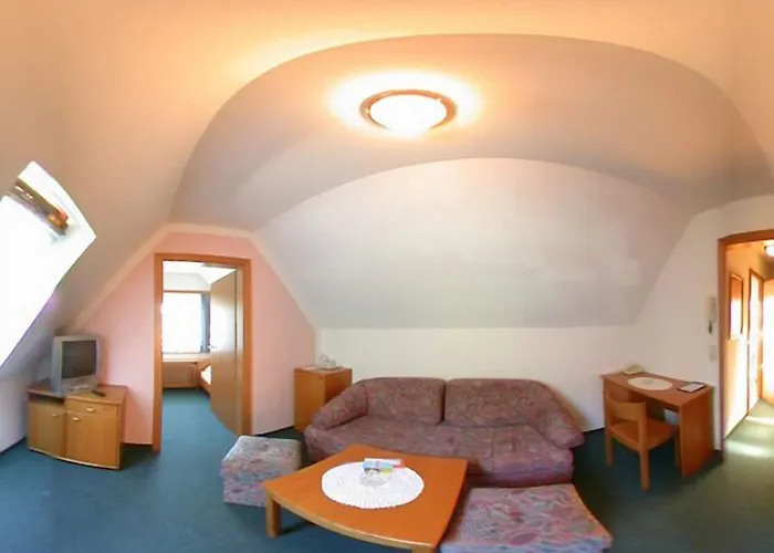 Gasthuis - Alt - Strassgang 3*