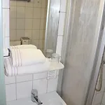 Pensionat - Alt - Strassgang