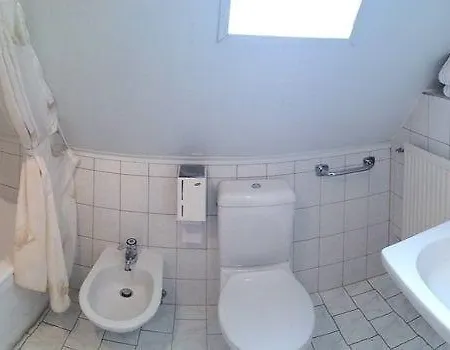 Πανσιόν - Alt - Strassgang Γκρατς