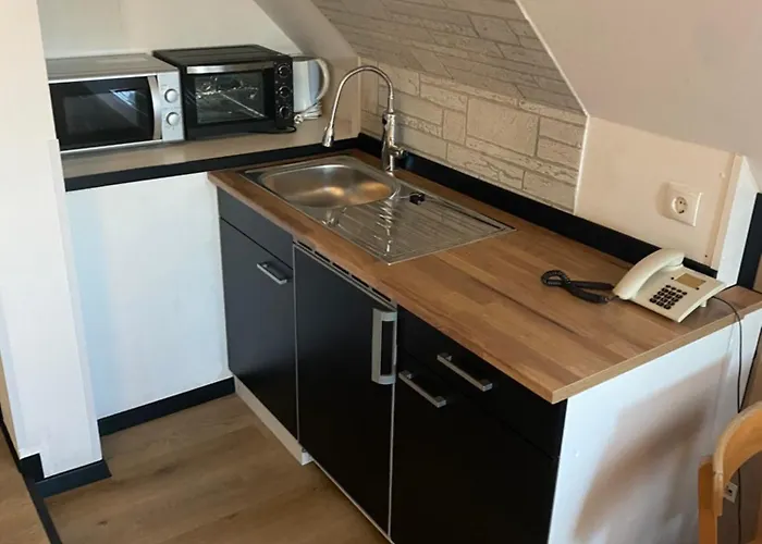 Pensionat - Alt - Strassgang