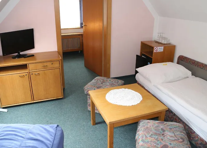 - Alt - Strassgang Pensionat 3*