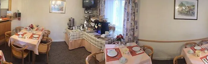 - Alt - Strassgang 3*